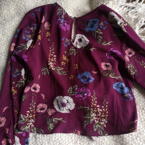 Floral cropped blouse - Picture 3 of 5